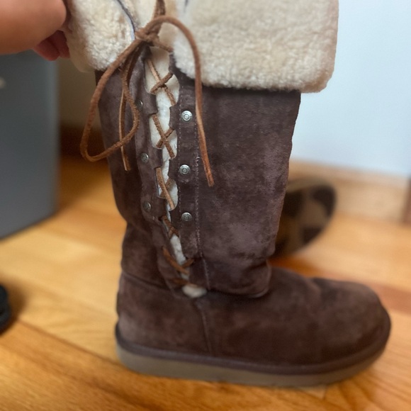 Ugg upside brown sheepskin boots - Picture 5 of 6